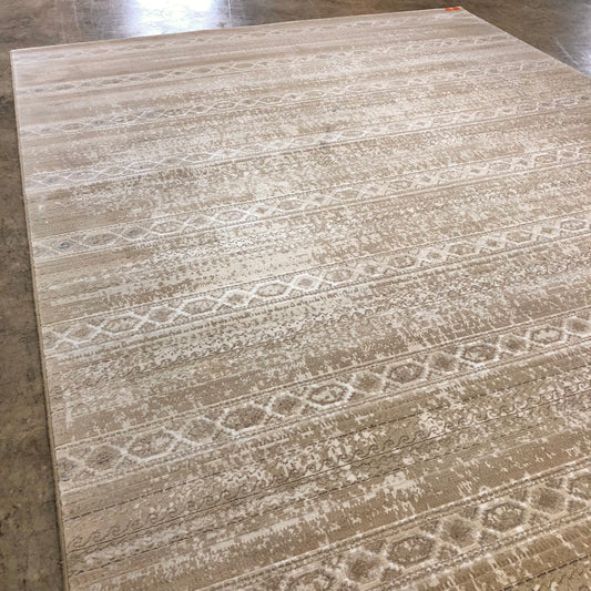Havertys Neutral Patterned Rug 9’2” x 12’9”