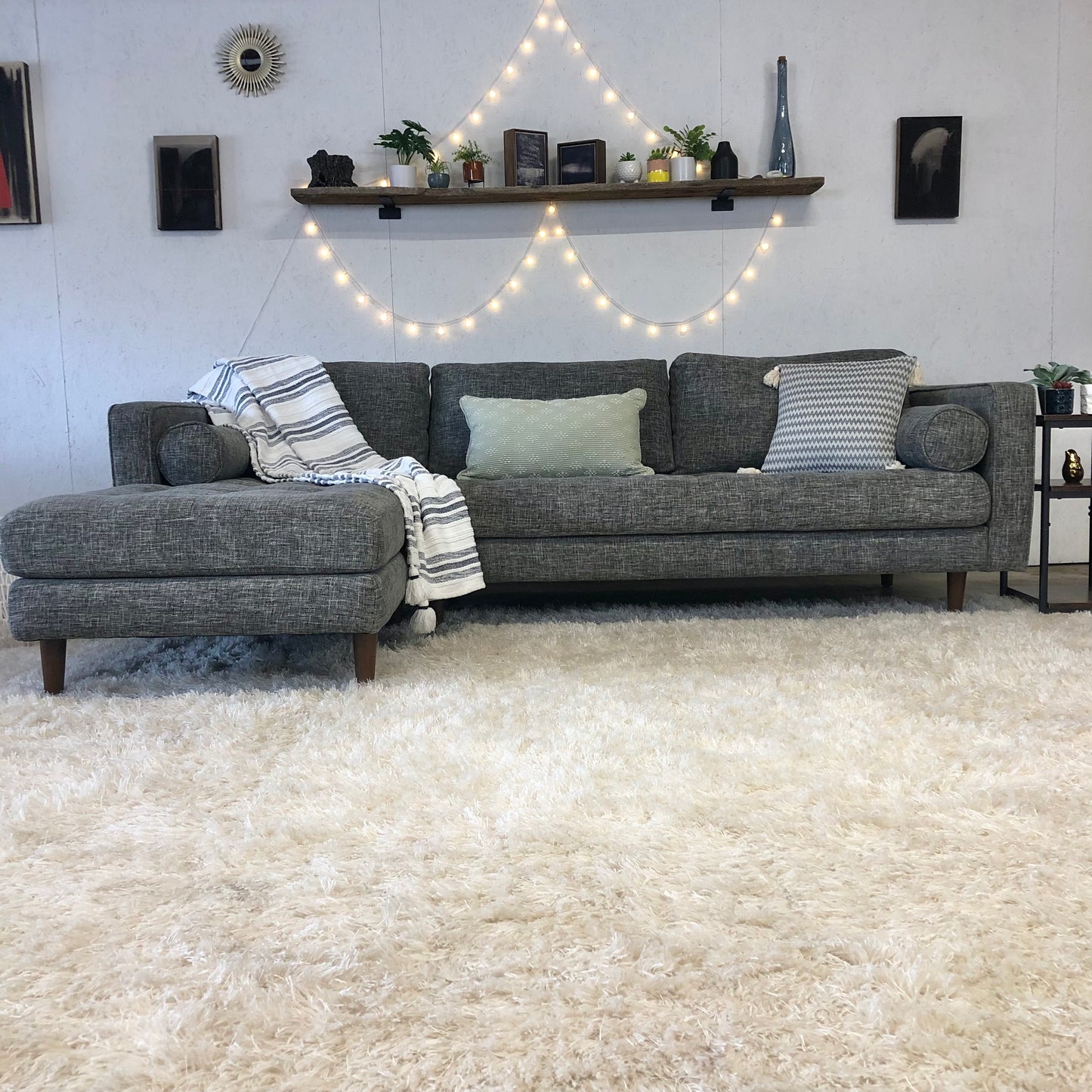 Article Sven Tufted 2-piece Sectional - Delivery Available #C158