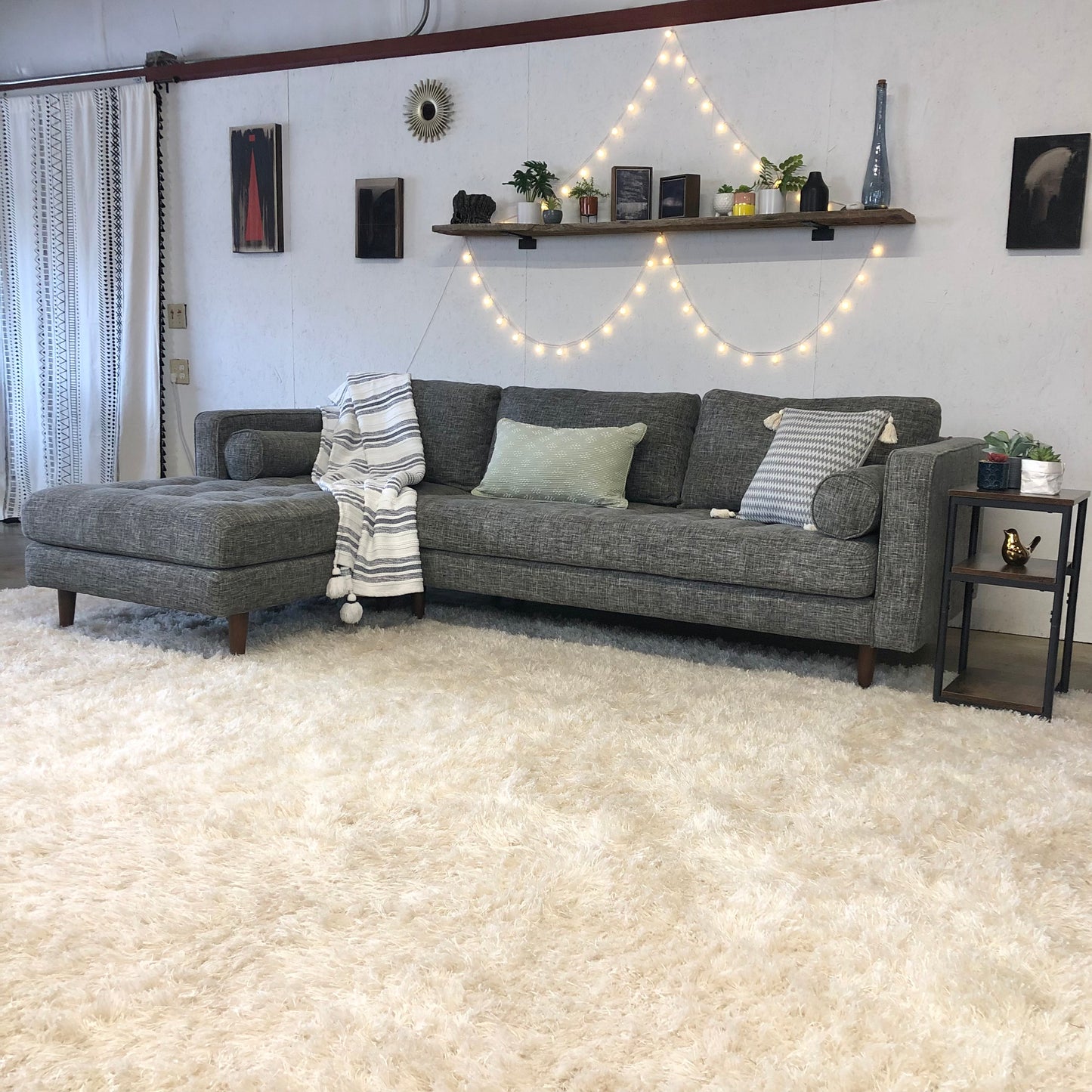 Article Sven Tufted 2-piece Sectional - Delivery Available #C158