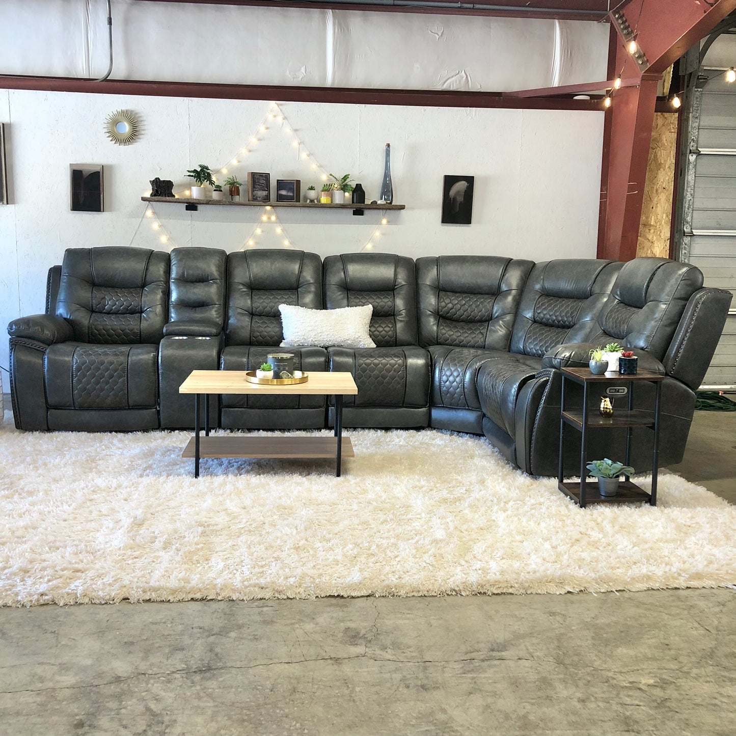 LIKE NEW 6-piece Electric Reclining Sectional with Outlets & USB ports- Delivery Available  #C142