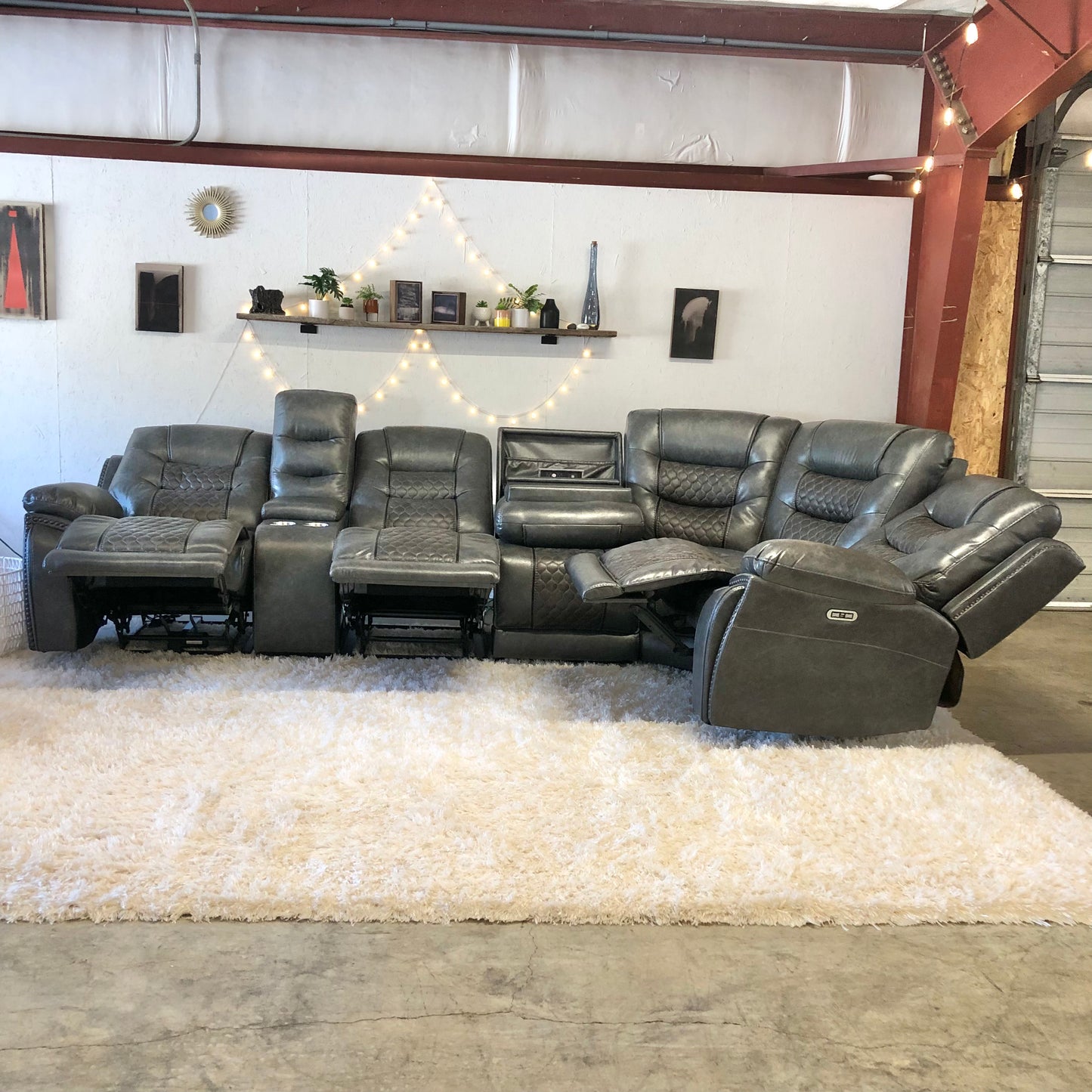 LIKE NEW 6-piece Electric Reclining Sectional with Outlets & USB ports- Delivery Available  #C142