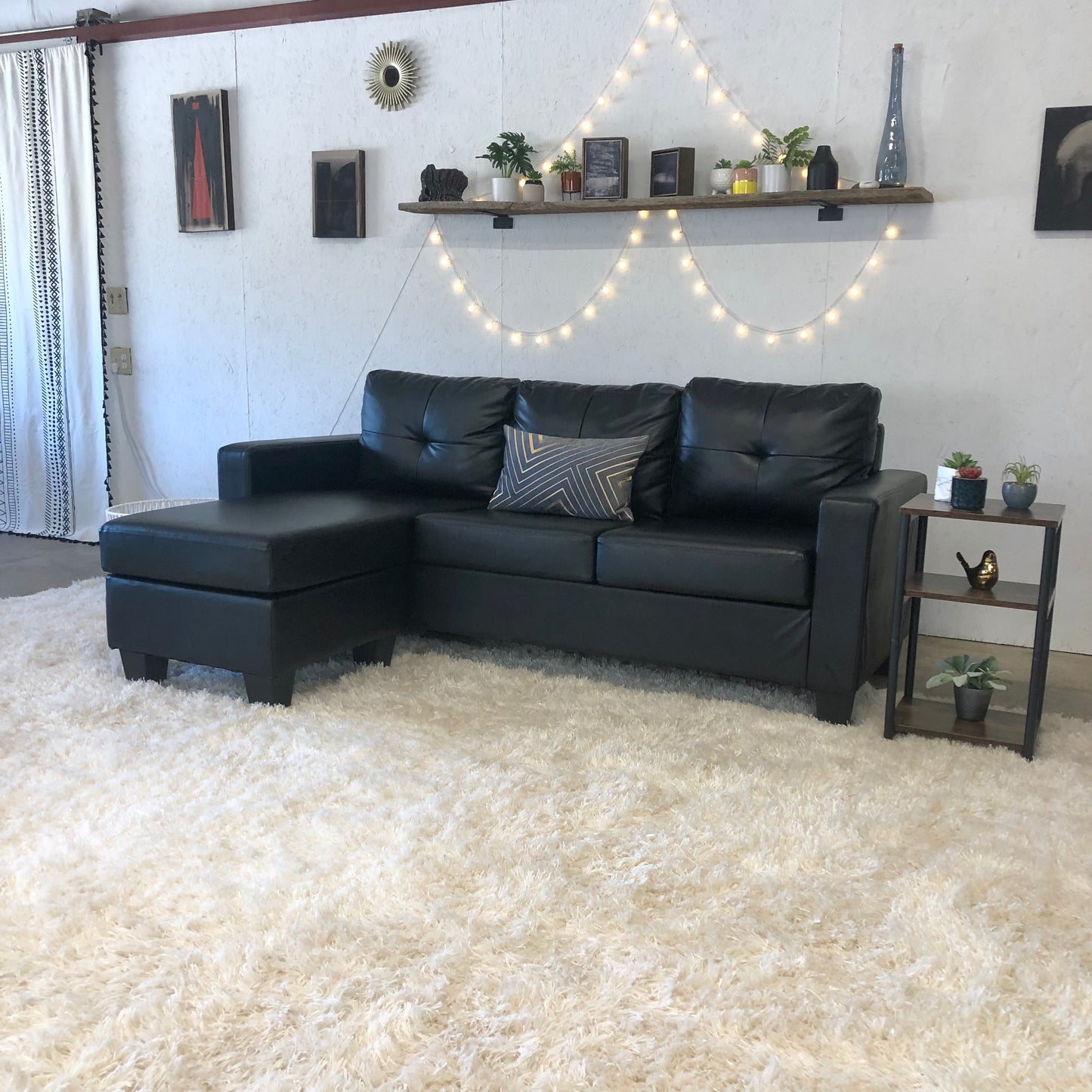 Vegan Leather Sectional w/ Reversible Chaise - Delivery Available #C134