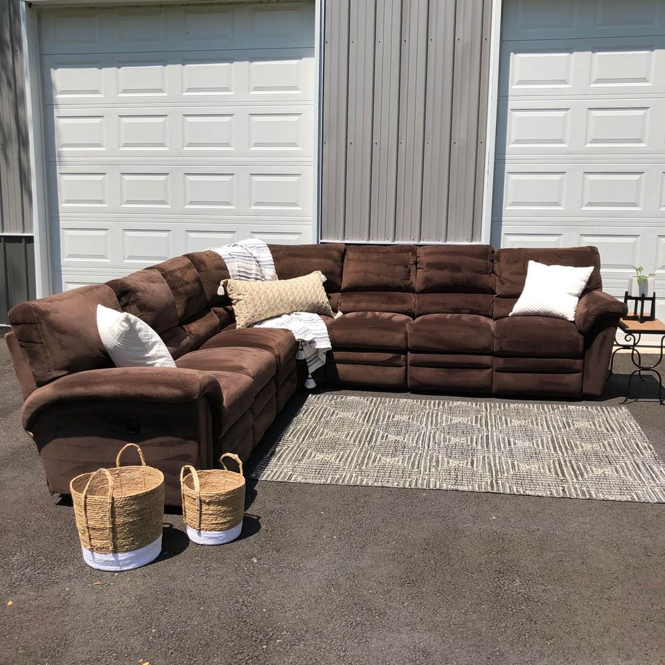 Lazy boy best sale leather sectional recliner