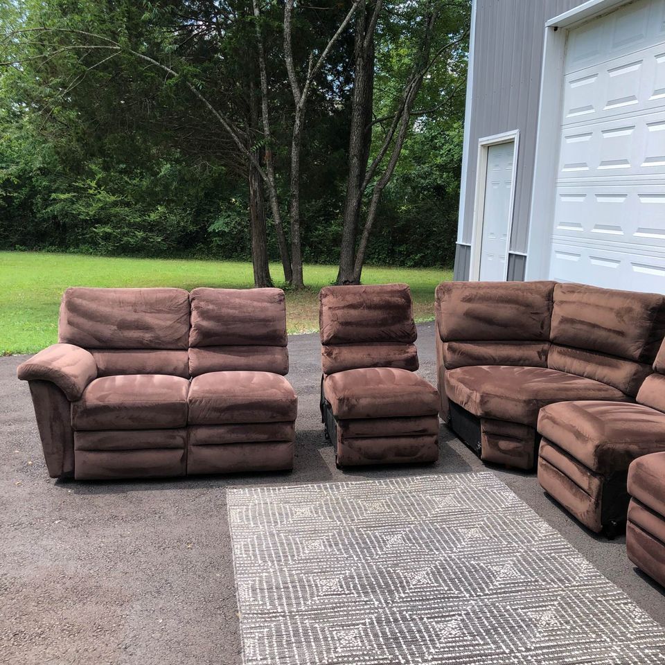 La-Z-Boy Sectional with End Recliners